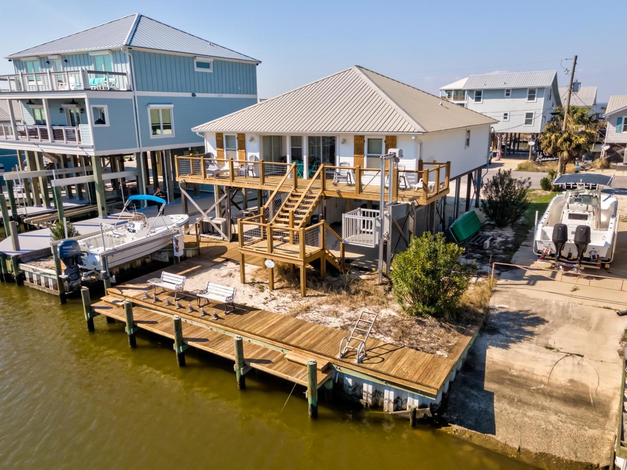 Waters Edge Retreat: Dock Access Near Bay & Gulf Villa Dauphin Island Exterior photo